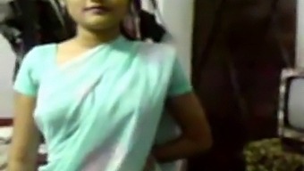 A Sensual Journey With An Indian Girl In A Saree