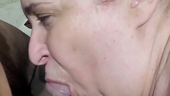 Delivery Man Gets Surprised By A Mature Woman'S Oral Skills