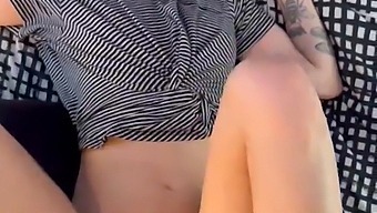 En Ung Amatørs Intense Møte Med En Massiv Anaconda-Penis